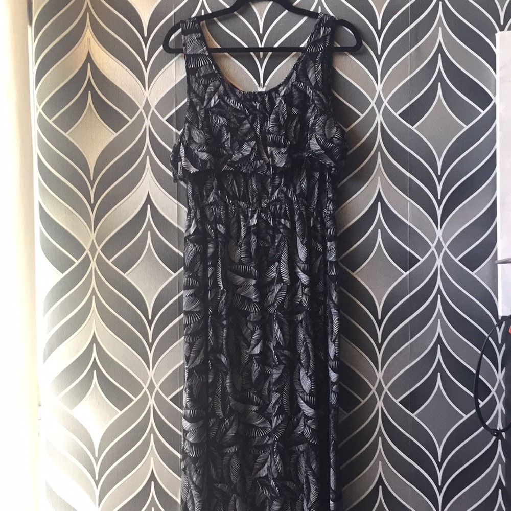 Maxi dress tropical design